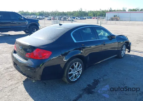 2013 Infiniti G37 z USA, uszkodzony, nr VIN JN1CV6AR7DM755968